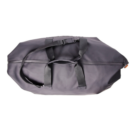 Duffle Bag 67 litrů.